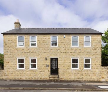4 bedroom detached house to rent - Photo 1