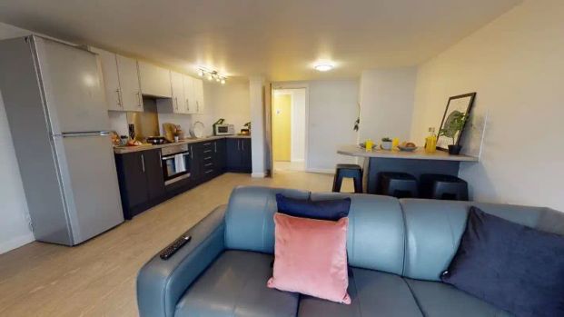 Silver En Suite - Photo 1