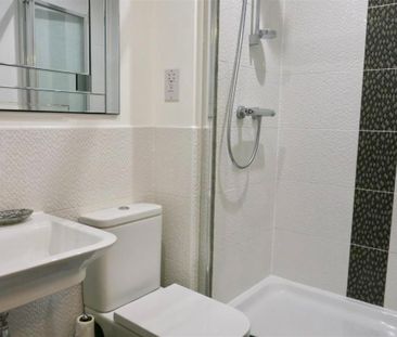 2 Bed Flat, Mason Way, B15 - Photo 5