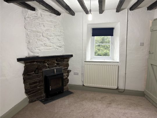 Tyn Y Ffridd, Llangwm - Photo 1