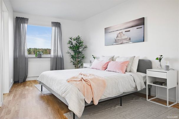 Utmarksvägen 9 - Photo 1