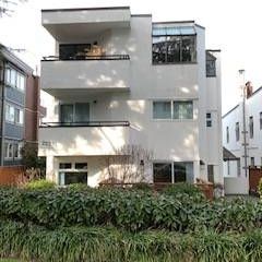 1 Bedroom Apartment in Kitsilano - 2 BLOCKS TO KITS BEACH - Photo 1