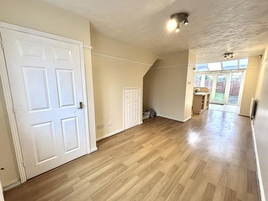 2 bedroom terraced house to rent - Photo 1