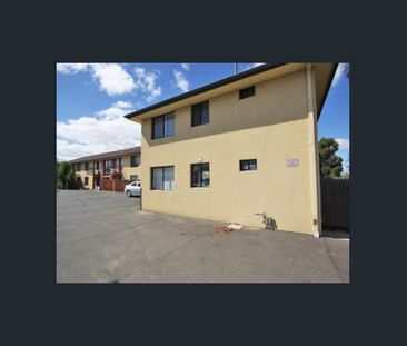 Top Location!!! - Photo 6