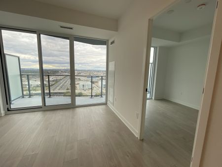 For Lease - 36 Zorra Street Unit# 2802, Toronto, Ontario - Photo 3