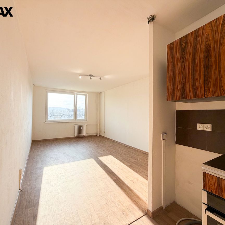 Pronájem bytu 2+kk v osobním vlastnictví 43 m², Komárov - Photo 1