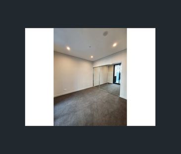 ONE BEDROOM + STUDY LUXURY APARTMENT AVAILABLE FOR RENT!! - Photo 3