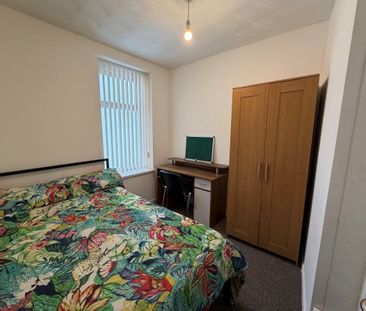 Oystermouth road, West Glamorgan, SA1 - Photo 3