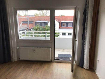 **Nachmieter gesucht: Zentrale 2-Zimmer Wohnung mit Balkon... in Uni und City-Nähe** - Photo 2