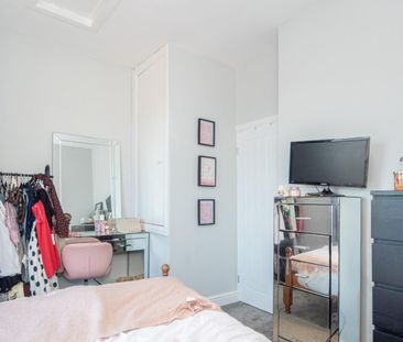 1 bedroom House To Let - Photo 2