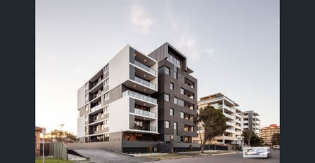 SOUTHBANK APARTMENTS - 14 Beatson Street WOLLONGONG - Photo 3