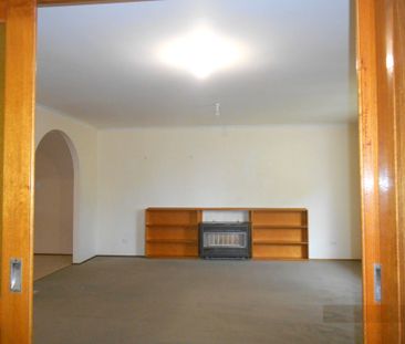 Perfect Position!! - Photo 1