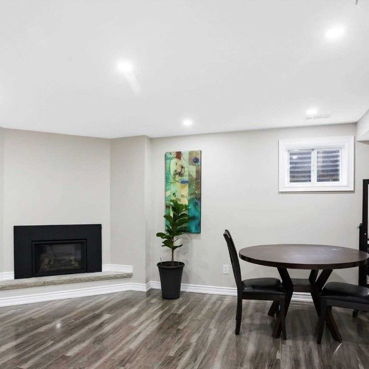 For Lease - 125 Ashridge Court, Mississauga, Ontario - Photo 1