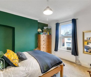 2 bedroom end of terrace house to rent - Photo 6