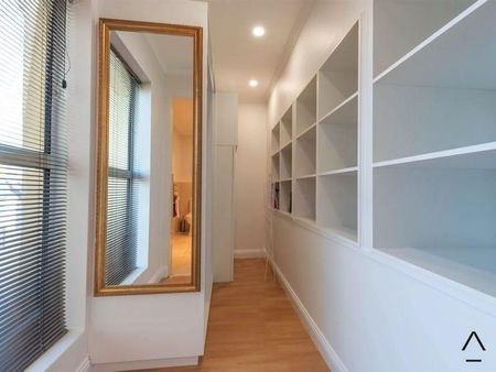 Inner City Furnished Apartment - Photo 5