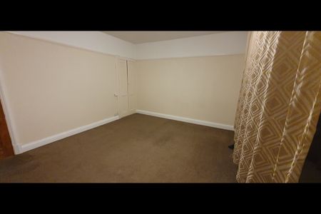 3 Bed Terraced House, Trafford Road, LE5 - Photo 5