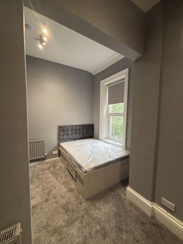 2 Flat 4 Ashwood Villas, Leeds, LS6 2EJ - Photo 3