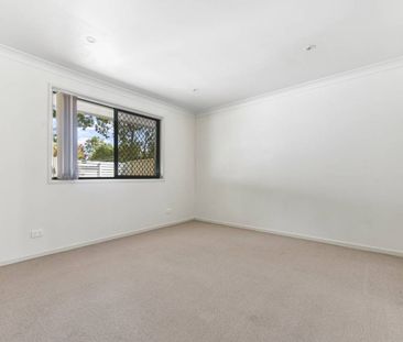 Neat & Tidy Inner City Unit - Photo 2