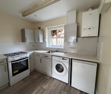 1 bedroom semi-detached house to rent - Photo 3