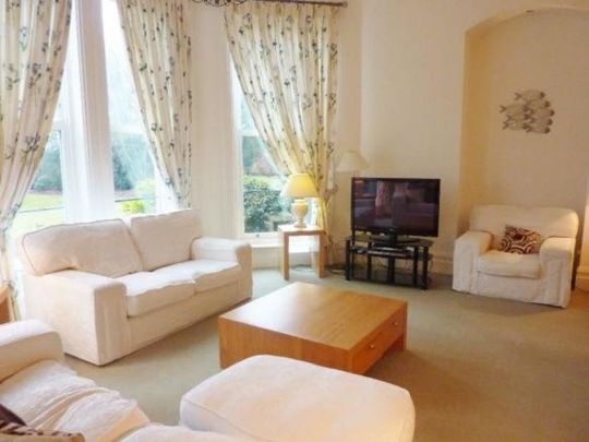 Singleton Hall, Poulton-le-fylde - Photo 1