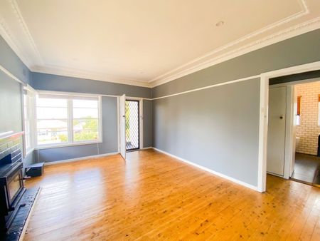 CONVENIENCE PLUS! - Photo 2