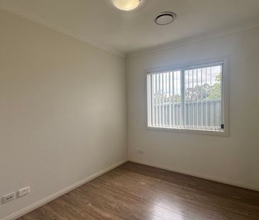Near New Two Bedroom Flat - Photo 6