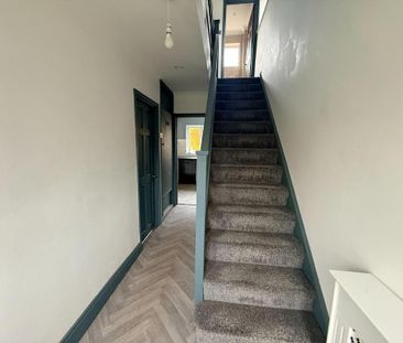 3 bedroom semi-detached house to rent - Photo 6