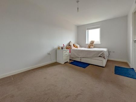 3 bedroom terraced house to rent - Photo 2