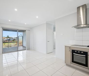 10/4 Albion Street, East Cannington WA 6107 - Photo 5