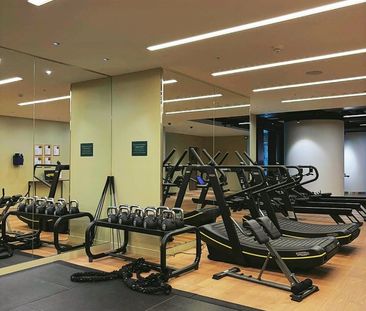 Studio Flat, Wardian, E14 - Photo 1