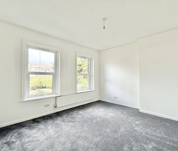 2 bed Flat Cossington Road, SS0 - Photo 5