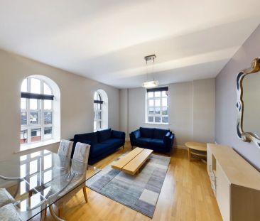 Apartment 24, Beechmount Building, 35 - Photo 5