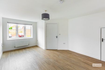 3 bedroom house - Photo 4