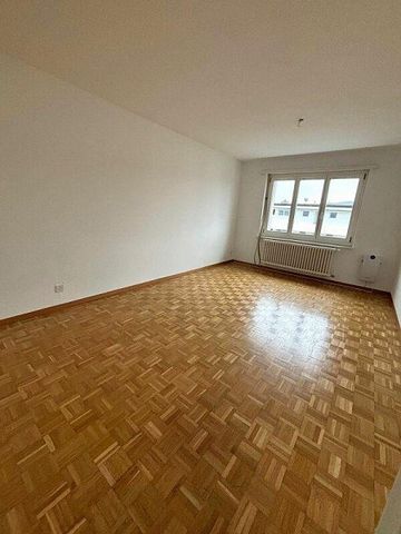 Helle 3.5 Zi. Wohnung zu vermieten - Photo 2