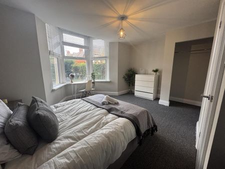 6 bedroom house of multiple occupation to rent - Photo 2