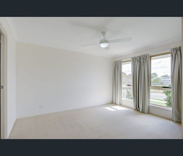 13 Sunrise Crescent, Merrimac, Qld 4226 - Photo 2