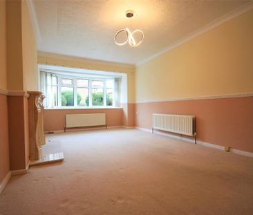 2 bedroom bungalow to rent - Photo 1