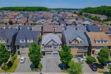 For Lease - 210 Maple Sugar Lane, Vaughan, Ontario - Photo 4
