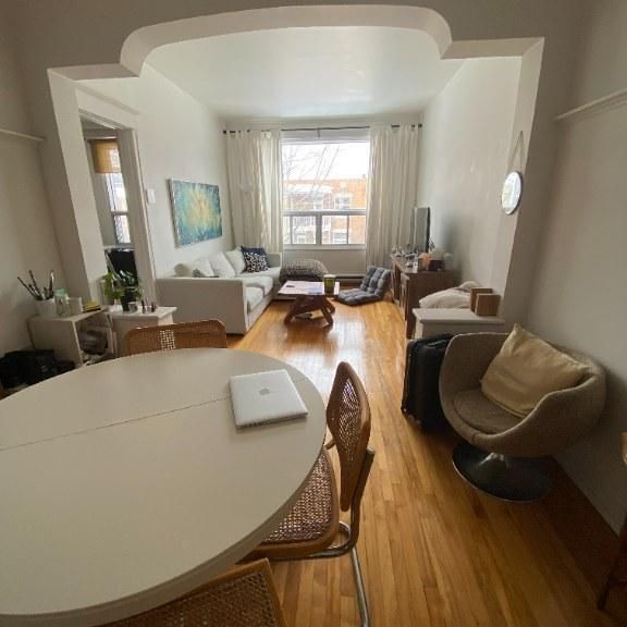 VERDUN - Ouest, 5 1/2, 2cc.dont une cc petite, 2è étage - Photo 1