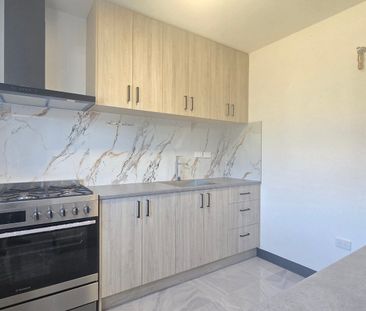 Cozy Granny Flat Living at 6 Kurrajong Ave, Dry Creek! 🏡✨ - Photo 4