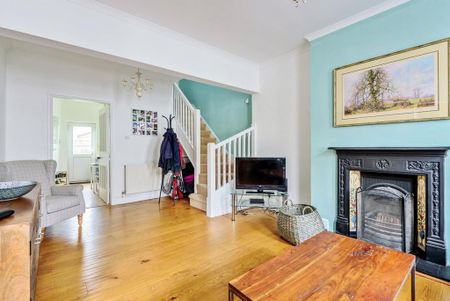 2 bedroom semi-detached house to rent - Photo 4