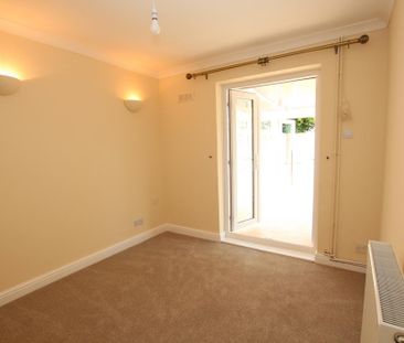 2 bedroom bungalow to rent - Photo 4