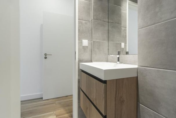 3 Bedroom Apartment with balcony, Restelo, Lisboa - Foto 1
