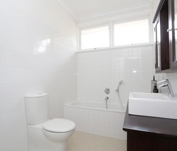Stunning family home in Bellbird location - Photo 4