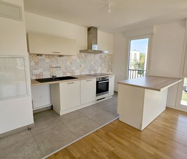 Location Appartement 5 pièces 83m² COMPIEGNE 60200 - Photo 3
