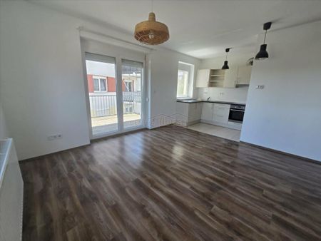 Kiadó újszerű állapotú lakás - Sopron - Photo 4