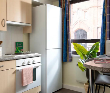 Studio to rent - Photo 3