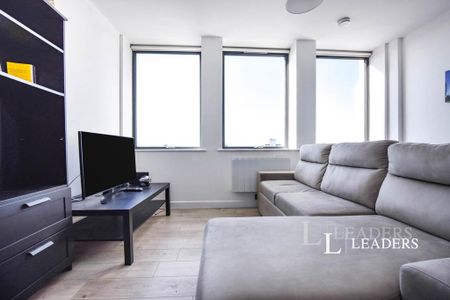 1 bedroom flat to rent - Photo 2