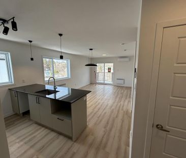 3 1/2 Neuf à Louer - Photo 2