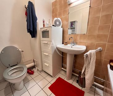 Location Appartement 1 pièce 34m² - Photo 4